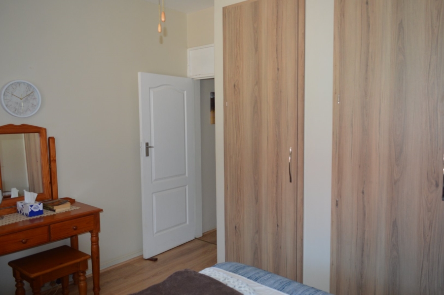 2 Bedroom Property for Sale in Flimieda North West